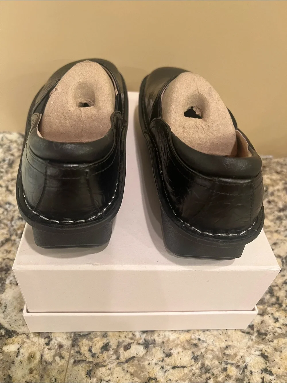 Alegria Debra - Women’s shoe Sz - 38 Black New in box, never worn